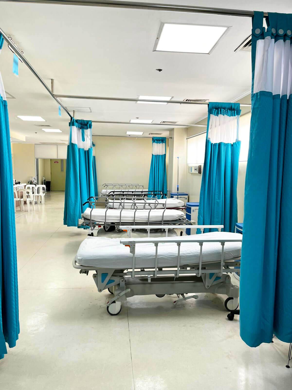 EMERGENCY ROOM (ER)jpg